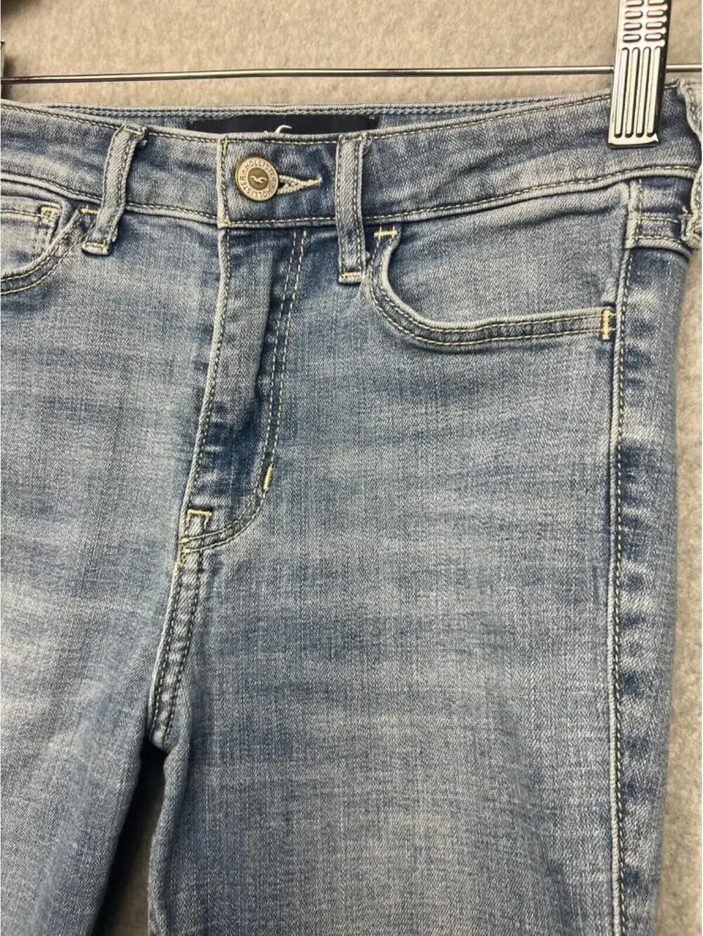 Hollister High Rise Crop Super Skinny Jeans Womens Size 0R Denim Classic Stretch